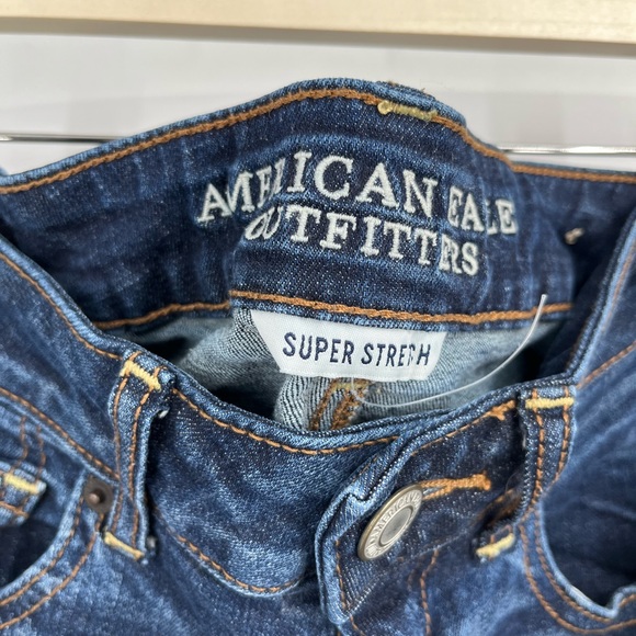 American Eagle shorts - Picture 2 of 4